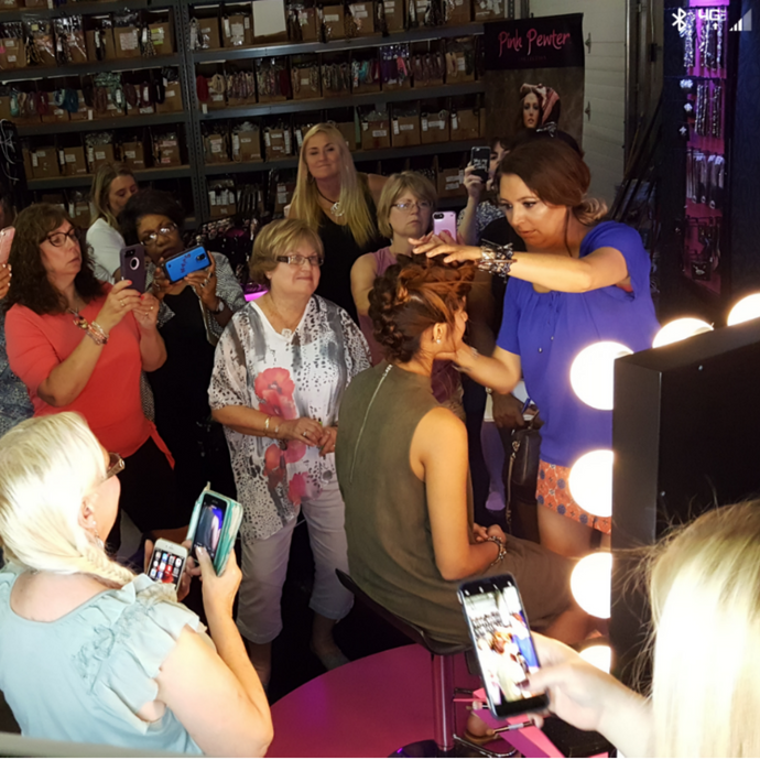 Cosmetologists Chicago First Mondays Class:  Fall Looks and Social Marketing!