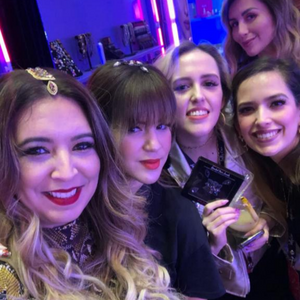 Pink Pewter Styles Beauty Influencers in Mexico for "SallyCon" 2018